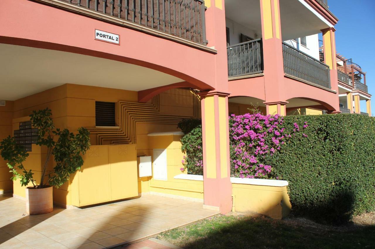 Modern Garden Apartment Аямонте Экстерьер фото